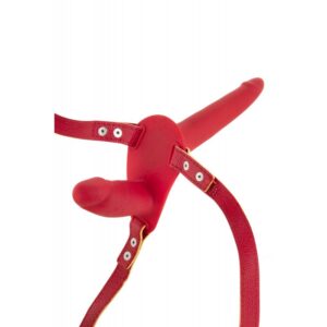 Strap-On Harness in Silicone Rosso 15.5 cm